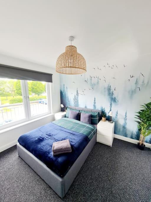 Spacious 5Bed House, Free Parking, No Party ! グラスゴー エクステリア 写真