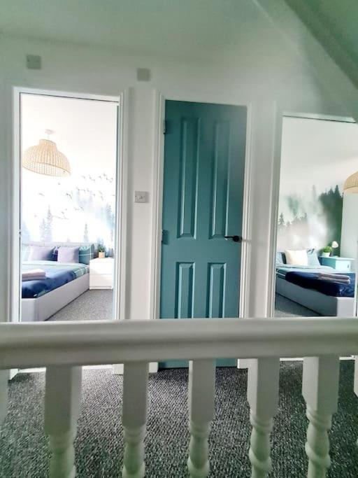 Spacious 5Bed House, Free Parking, No Party ! グラスゴー エクステリア 写真